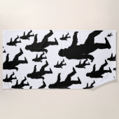 Sasquatch Bigfoot Silhouette Strandtuch (Vorderseite)