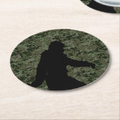 Sasquatch Black Silhouette Digital Camouflage Runder Pappuntersetzer (Angewinkelt)