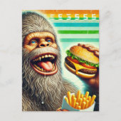 Sasquatch Cheeseburger und Fries Retro Postkarte (Vorderseite)