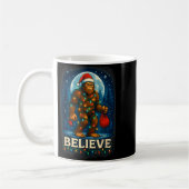 Sasquatch Christmas Lights Holiday Believe  Kaffeetasse (Links)