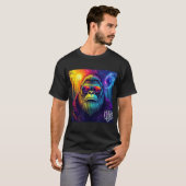 Sasquatch mit Sonnenbrille Tagesnachtswald T-Shirt (Vorne ganz)