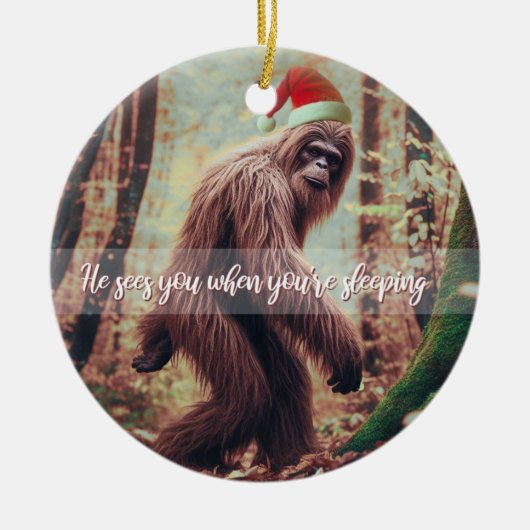 Sasquatch Santa Christmas Keramik Ornament (Vorne)