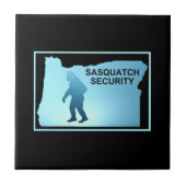 Sasquatch Security - Oregon Fliese (Vorderseite)