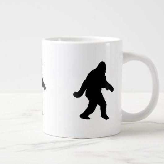 Sasquatch Squatchin-Silhouette Jumbo-Tasse (Rechts)