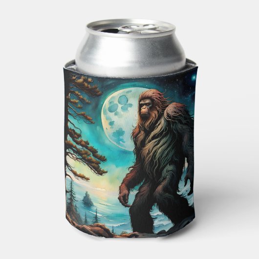 Sasquatch Stehend auf Ridge mit Blick auf den Ozea Dosenkühler (Kanne Vorderseite)