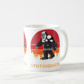 Sasquatch Synthesizer Dj Mixer Synth Synthsquatch Kaffeetasse (VorderseiteRechts)