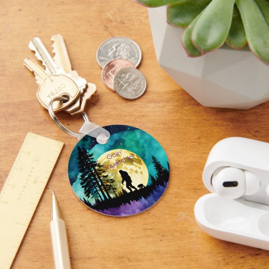 Sasquatch und Bär auf dem Berg *personalisieren* Schlüsselanhänger (Schreibtisch)