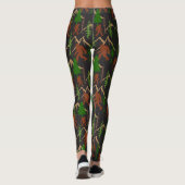 Sasquatch und Waldbäume Bigfoot Gemustert Leggings (Rückseite)