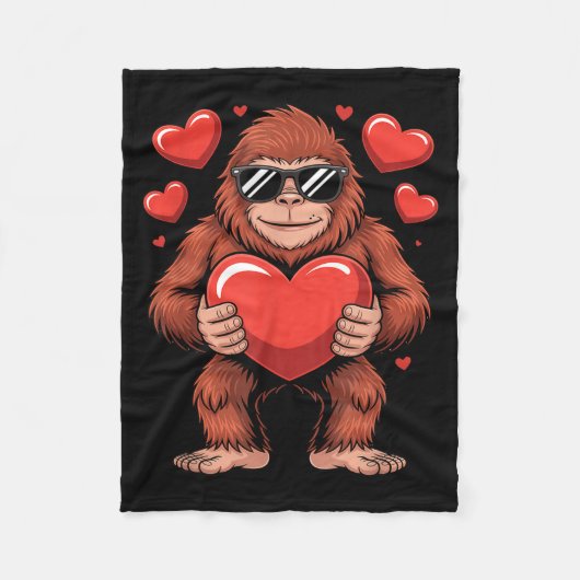 Sasquatch Valentine's Day - Bigfoot Heart Sungles  Fleecedecke (Vorderseite)