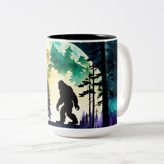 Sasquatch Vollmond Zweifarbige Tasse (VorderseiteRechts)