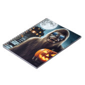Sasquatch zu Halloween Notizblock (Linke Seite)