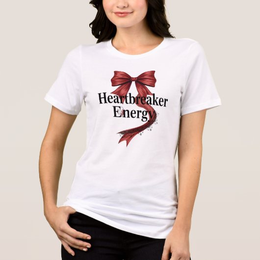 Sassy "Heartbreaker Energy" with Red Bow Tri-Blend Shirt (Vorderseite)