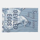 Sassy Hens Lay Deviled Eggs Funny Blue Chicken Art Geschirrtuch (Horizontal)