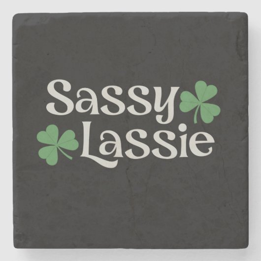 Sassy Lassie St Patrick's Day Irish Girl Kleeblatt Steinuntersetzer (Vorderseite)