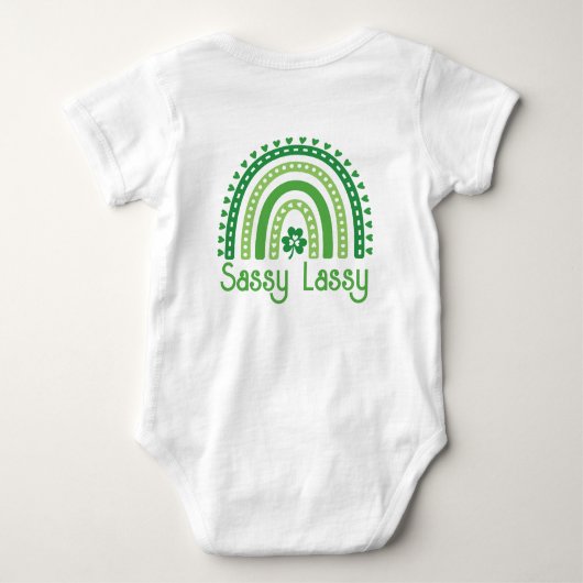 Sassy Lassy Rainbow Kleeblatt St Patrick's Day Gir Baby Strampler (Rückseite)