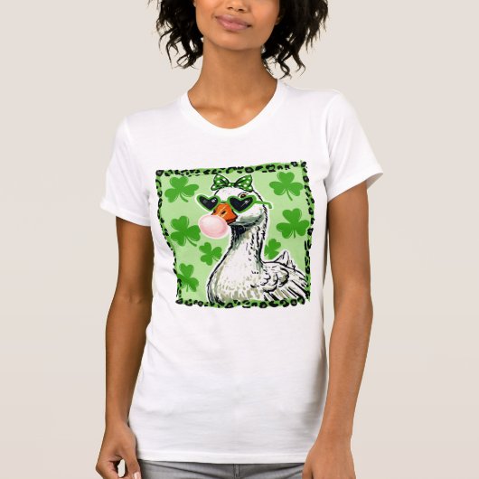 Sassy Lucky Goose T-Shirt (Vorderseite)