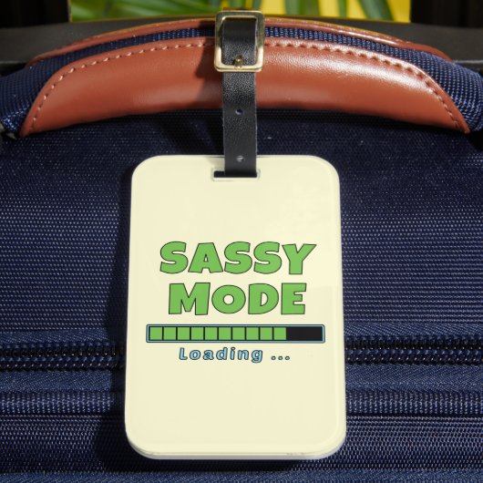 Sassy-Modus wird geladen … Gepäckanhänger (Vorderseite Insitu 2)