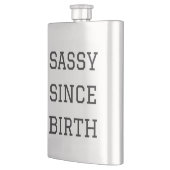 Sassy seit Geburts-Spaß-Illustrations-Flasche Flachmann (Links)