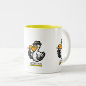 Sassy Smoking Pelican Art | Motivati "Behalt Movin Zweifarbige Tasse (VorderseiteRechts)