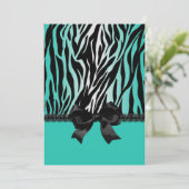 Sassy Türkis Zebra Einladung mit Bow (Stehend Vorderseite)