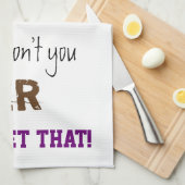 Sassy typografisches Name-Küchen-Tuch Handtuch (Viertel Falte)