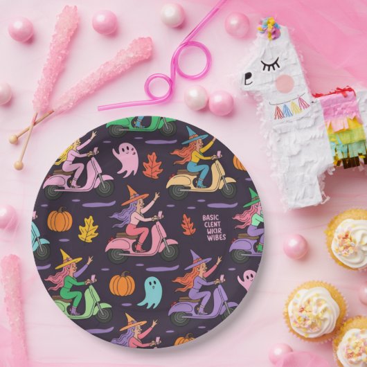 Sassy Witch Moped Pattern - Niedliche Pastelhexen Pappteller (Party)