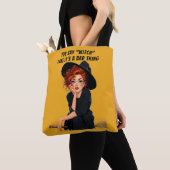 Sassy Witwe Halloween Design Tasche (Von Nahem)