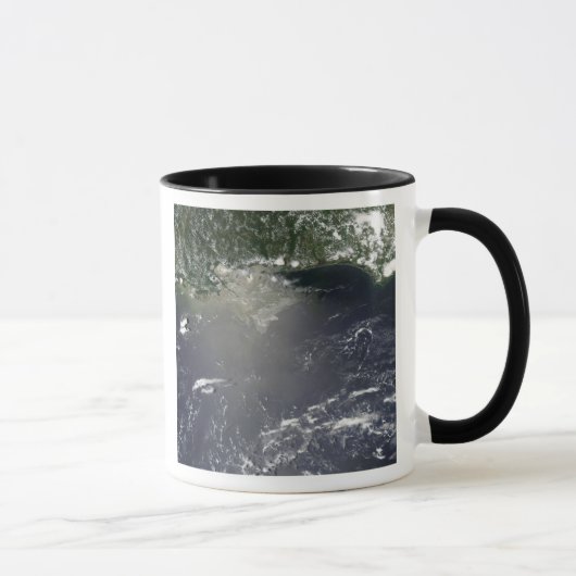 Satellitenansicht der Ölpest Tasse (Rechts)