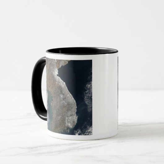 Satellitenansicht des Schneefalls Tasse (Vorderseite Links)