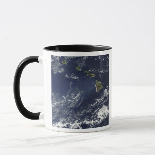Satellitenansicht des Vulkannebels Tasse (Links)