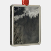 Satellitenansicht einer Aschenwolke 4 Silbernes Ornament (Rechts)