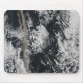 Satellitenansicht einer Aschenwolke Mousepad (Vorne)