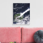 Satellitenansicht einer dicken, dampfreichen Wasse Leinwanddruck (Insitu (Wohnzimmer))