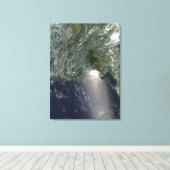 Satellitenansicht einer Ölpest Leinwanddruck (Insitu (Holzboden))