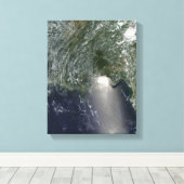 Satellitenansicht einer Ölpest Leinwanddruck (Insitu (Holzboden))