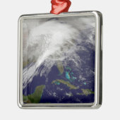 Satellitenansicht eines massiven Wintersturms Silbernes Ornament (Links)