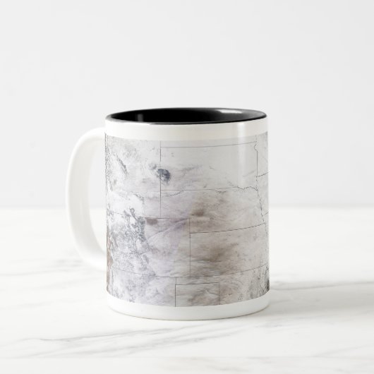 Satellitenansicht eines massiven Wintersturms über Zweifarbige Tasse (Vorderseite Links)