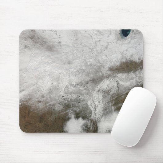 Satellitenansicht eines schweren Wintersturms Mousepad (Mit Mouse)