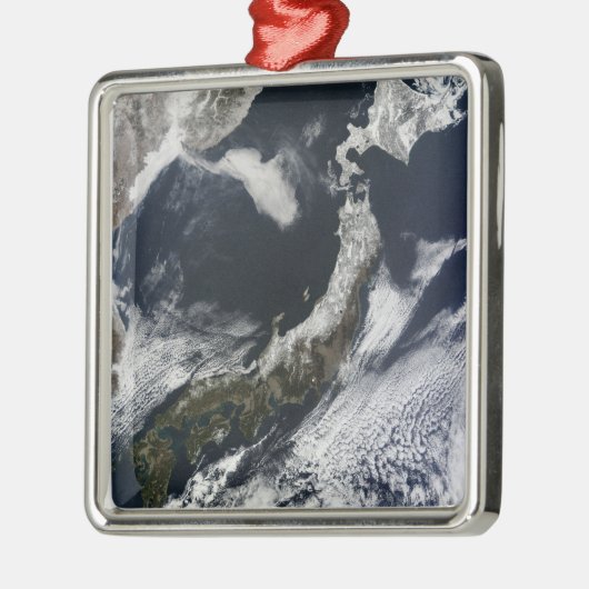 Satellitenansicht Japans Silbernes Ornament (Links)