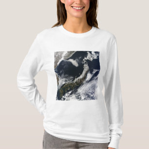 Satellitenansicht von Japan T-Shirt