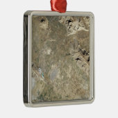 Satellitenansicht von Persepolis Silbernes Ornament (Rechts)