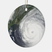 Satellitenbild des Hurrikans Katrina, August 2005 Keramikornament (Links)