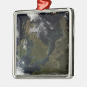 Satellitenbild Nordeuropas Silbernes Ornament (Links)