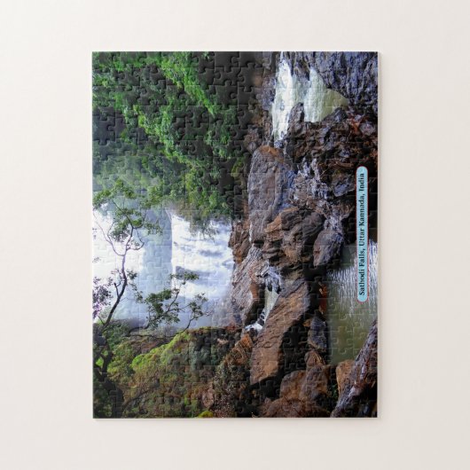 Sathodi Falls, Uttar Kannada, Indien Puzzle (Vertikal)