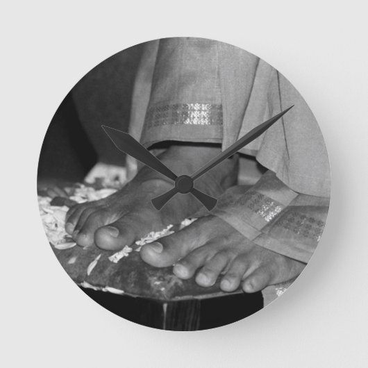Sathya Sai Baba Lotus Feet Clock Runde Wanduhr (Vorderseite)
