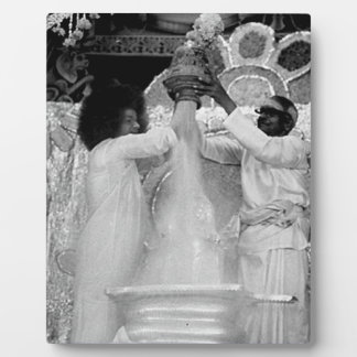 Sathya Sai Baba Vibhuti Abishekam bis Shirdi Idol Fotoplatte