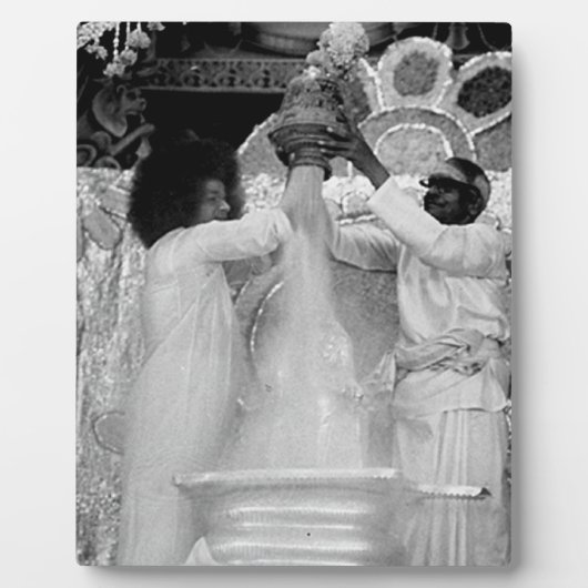 Sathya Sai Baba Vibhuti Abishekam bis Shirdi Idol Fotoplatte (Vorderseite)