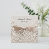 Satin Bow on Lace Wedding Vow Renewal Einladung (Stehend Vorderseite)