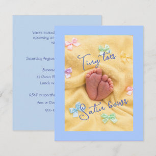 Satin-Schleifen-Baby-Einladung 'Tiny Toes' Einladung