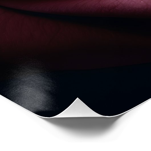 Satinheart Rouge – Ruby Rose Art Poster (Ecke)